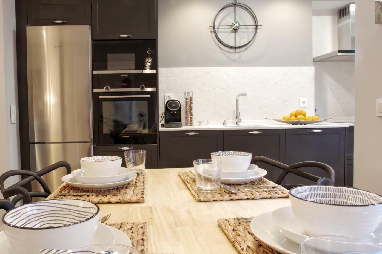 Apartamentos Bahia San Lorenzo Хихон Экстерьер фото